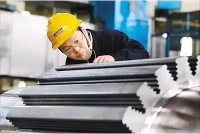 全国机械冶金建材行业工匠——db电竞杨东涛