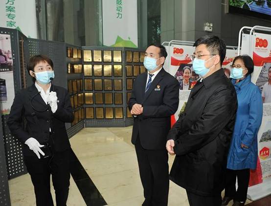 商务部服务贸易司司长陈春江一行来db电竞考察调研